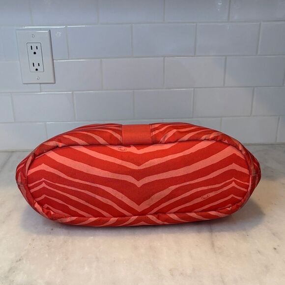 Coach Purse Handbag Tote Pocketbook Devin Exotic Stripe Zebra Print Shoulder Bag - Picture 9 of 16